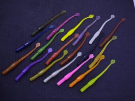 Przynęta Gumowa Flat Tail Worm 8,5 cm