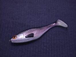 Przynęta Gumowa Płotka Natural Rose Red 12 cm