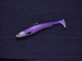 Przynęta Gumowa Kiełb Natural Purple 8 cm